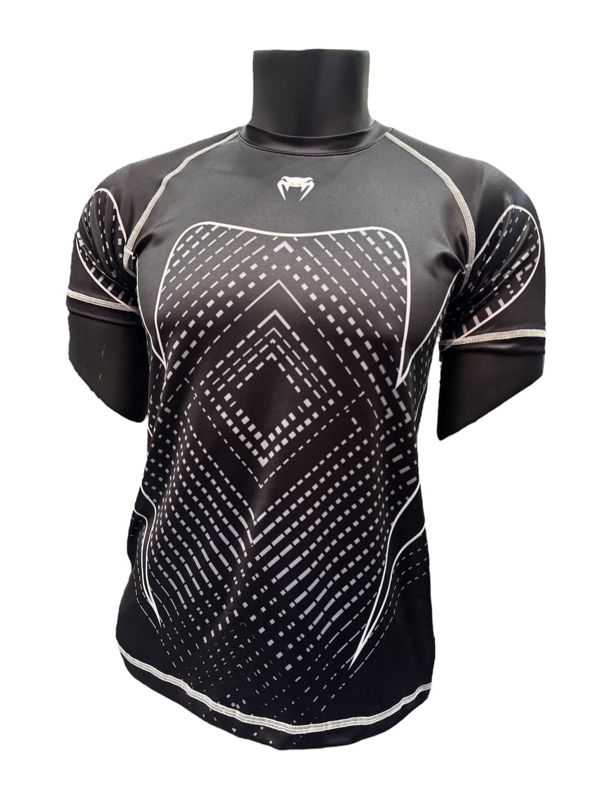 polo Venum 4 - image 1