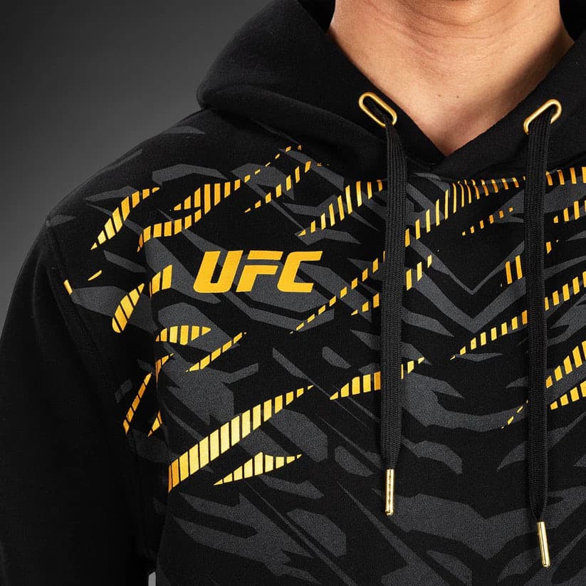 Venum UFC Réplica Sudadera con capucha Negro Oro - image 8