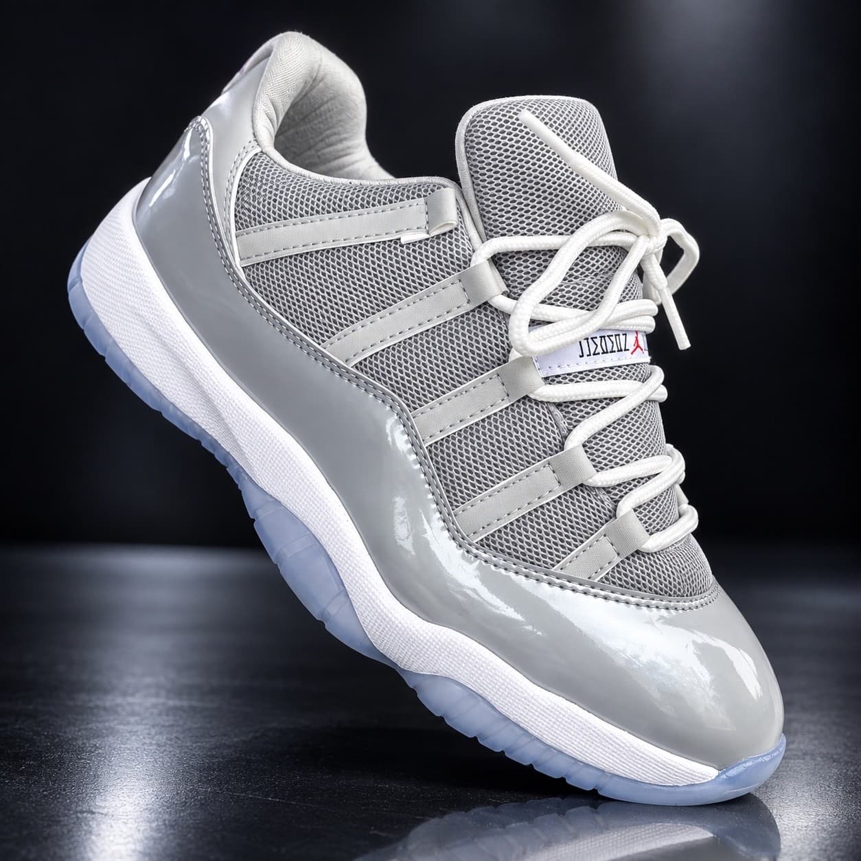 Retro 11 low v3 - image 1